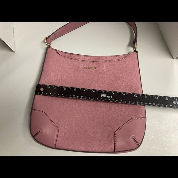 NINE WEST, small pink purse, 11X4X10, 7” strap, zipper closure - Picture 12 of 14